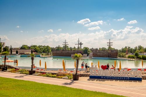 Hajdúszoboszlói Strandfürdő - Hungarospa Thermal Hotel