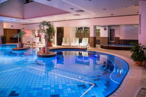 Wellness hétvége Hévízen a Palace szállodában, Jacuzzi a Palota hotelben