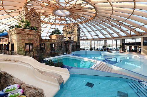 Aquaworld Resort**** Budapest élményfürdő, vizibirodalom Budapesten