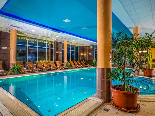 Balneo Hotel Zsori, fürdőzés a híres Zsóry fürdőben Mezőkövesden