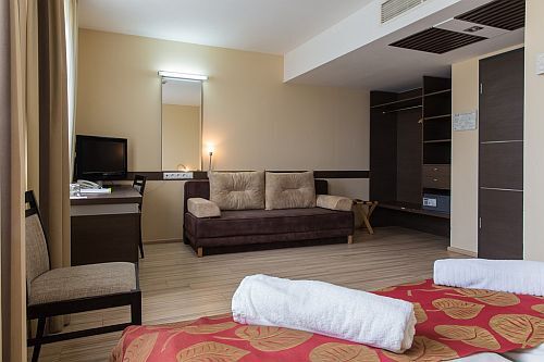 Szabad hotelszoba Siófokon a CE Plaza wellness szállodában