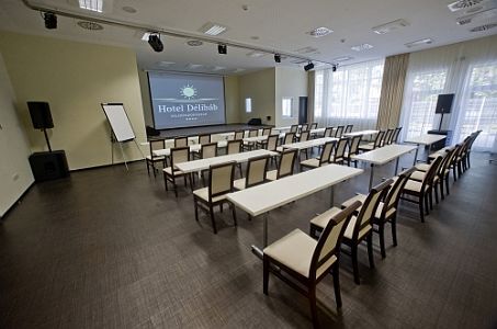 400 fős Rendezvényterem és konferenciaterem Hajdúszoboszlón