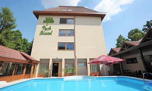 Vakáció Gyulán a Park Hotel Gyula szállodában wellness szolgáltatással